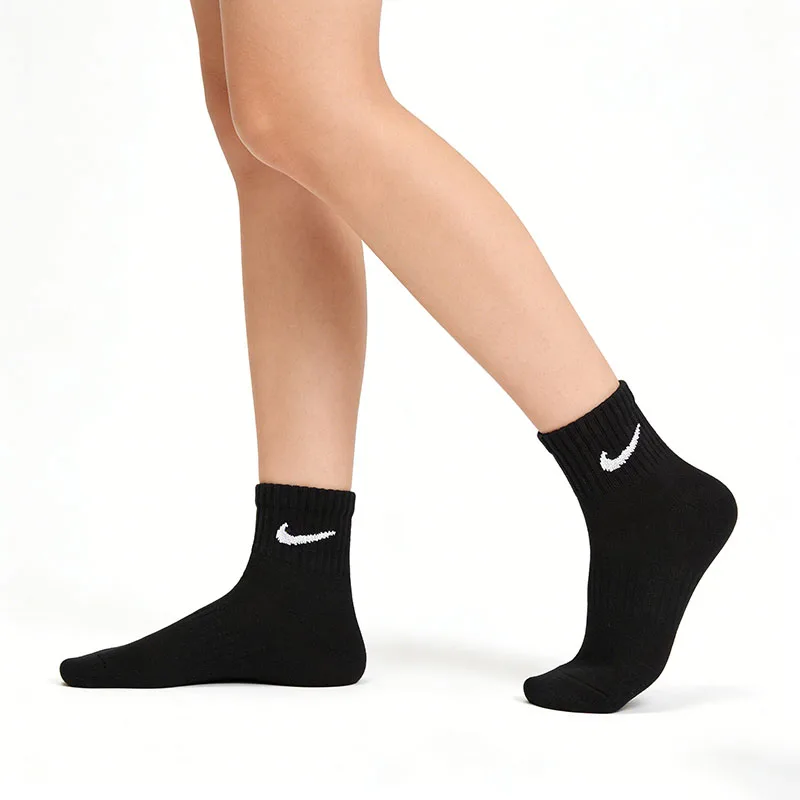 

Прочные удобные мягкие носки-полотенца Nike EVERYDAY CUSH QTR 3PR до середины икры, впитывающие пот, SX7667-010