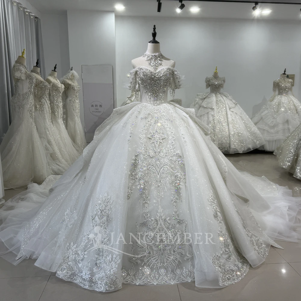 

Customized Women's Princess Ball Gown Lace Wedding Dresses Short Sleeves Bridal Gown with Chapel Train vestidos de novia boda