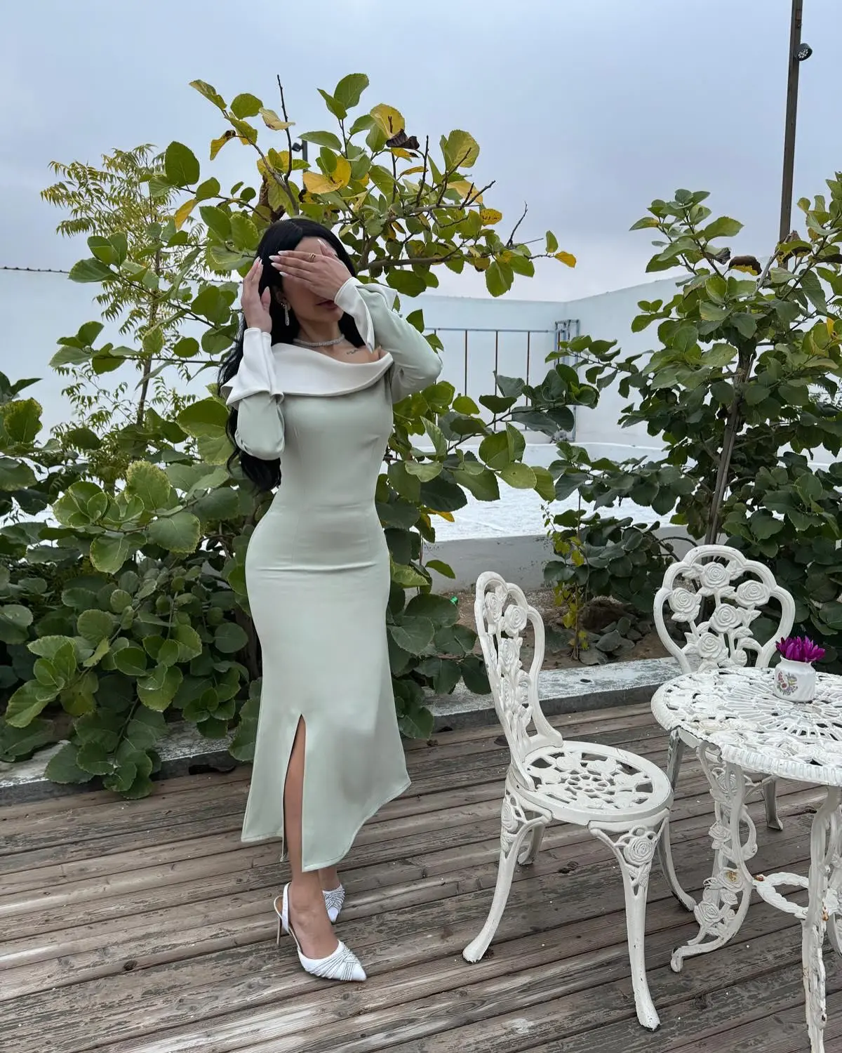 Gaun Malam Kustom Gaun Pesta Bahu Miring Kerah Tinggi Jersey Indah Gaun Acara Khusus Putri Duyung Halus