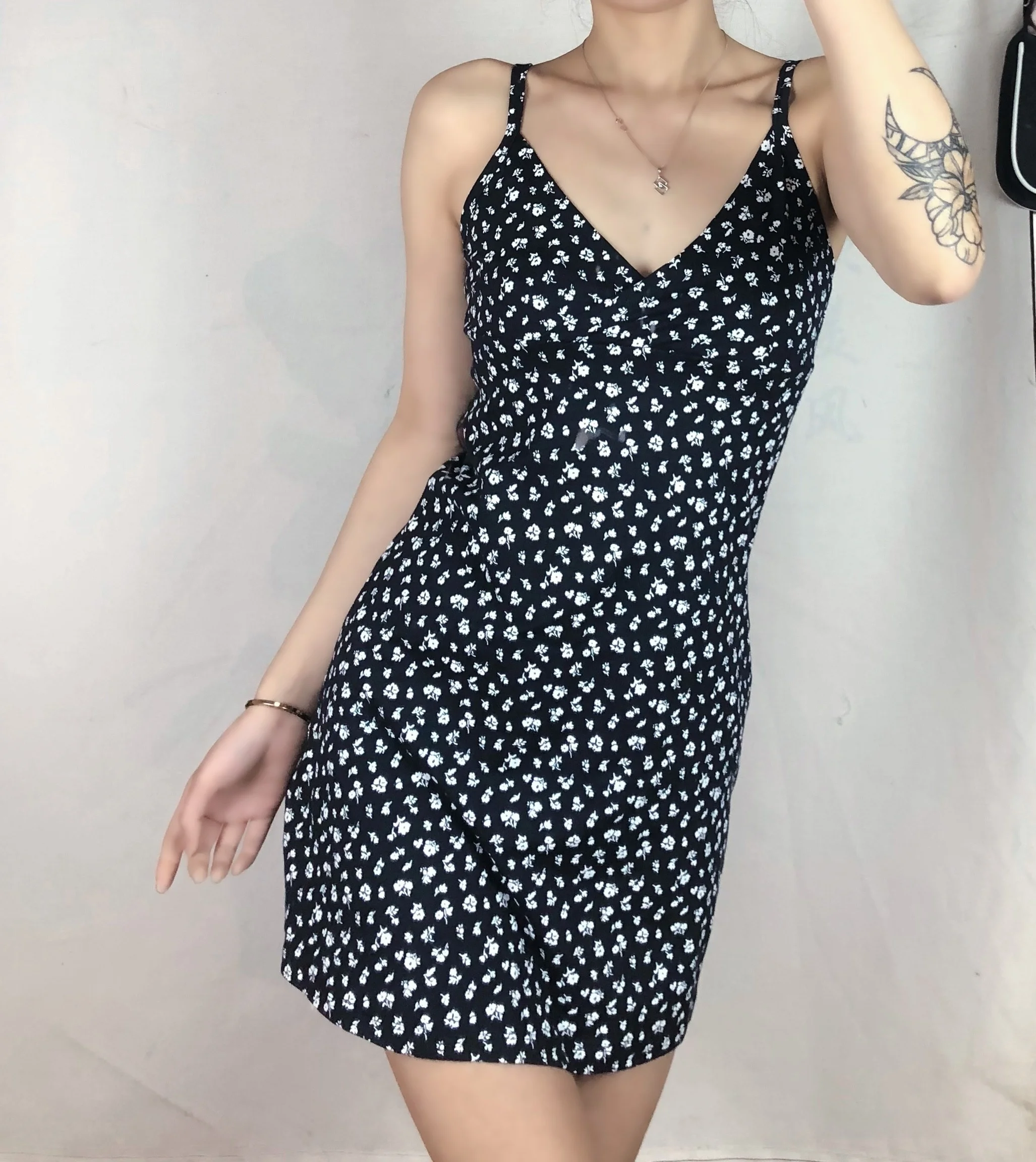 Sexy cruz v-ne floral impressão dr feminino verão faion street sle svel magro ajuste camada base saia ort