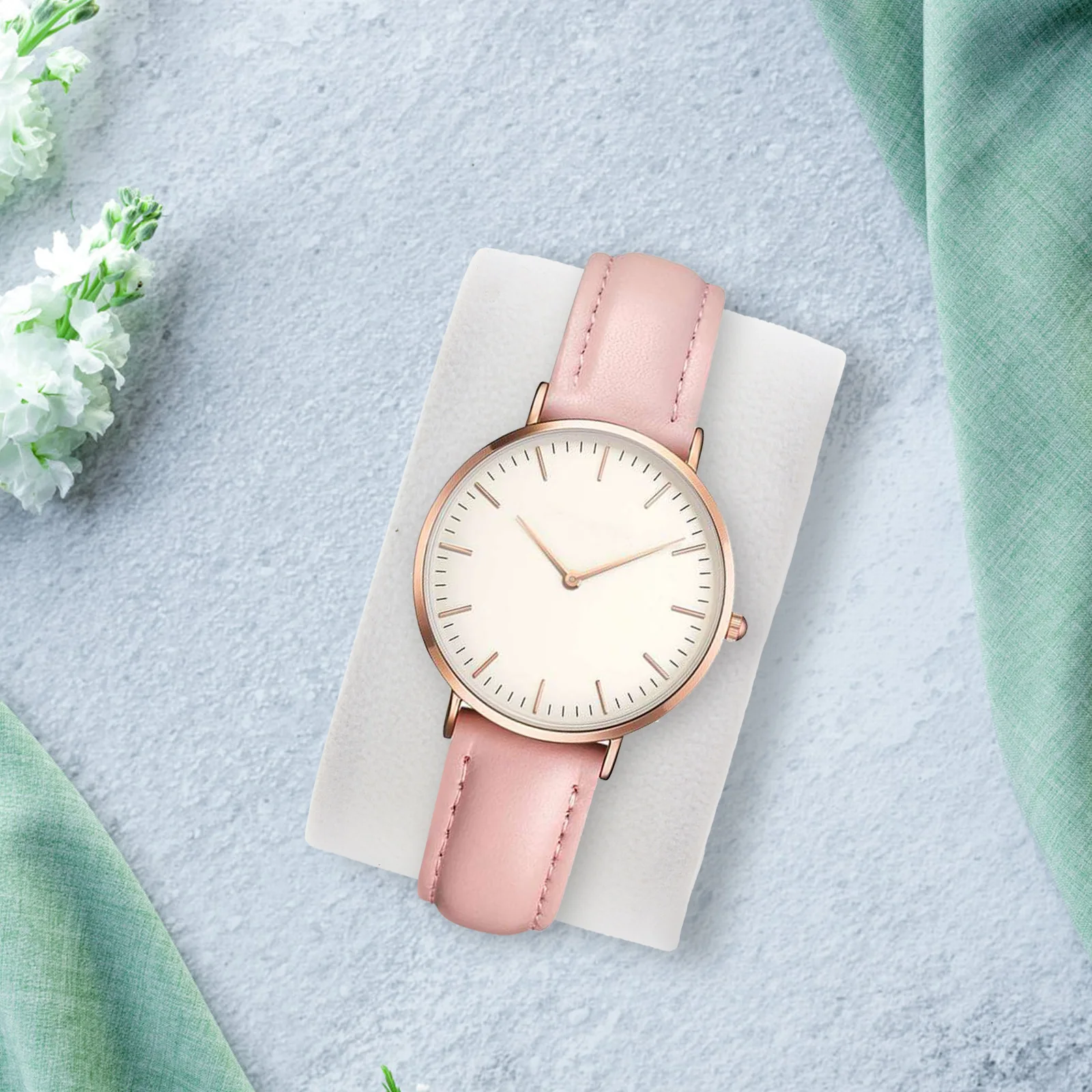 

8Pcs Watch Display Pillows Soft Durable Lightweight Jewelry Organizer Bracelet Bangle Chain Holder White for Watches