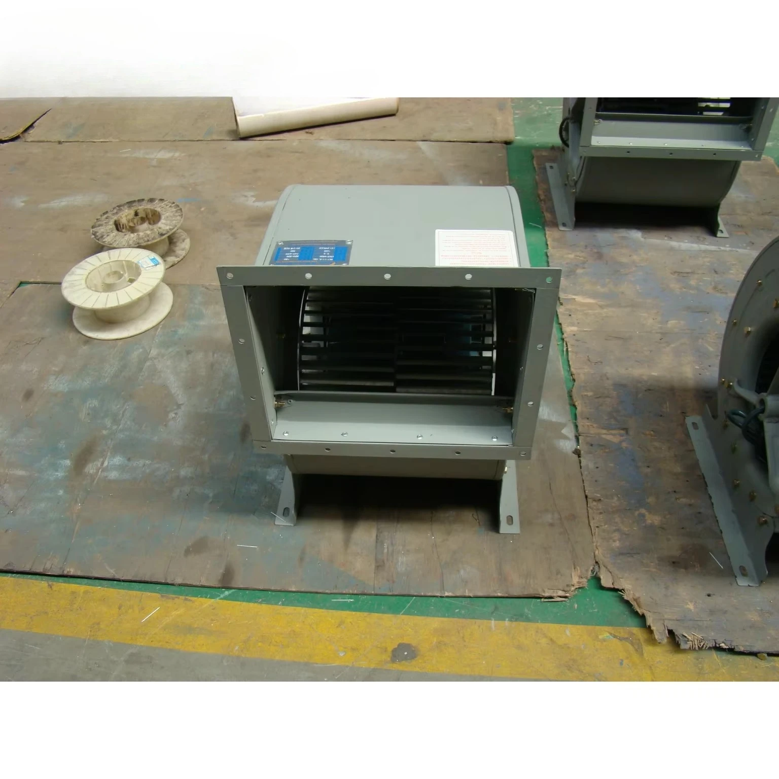 Energy-saving 380V high-efficiency outdoor industrial ventilation fan Low noise exhaust centrifugal blower OEM portable duct fan