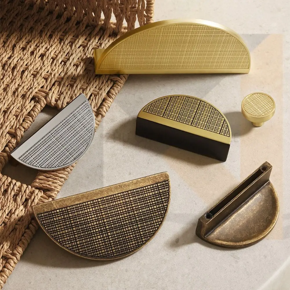 Zinc-Alloy Cabinet Door Handles Fluted Design Single-Hole Drawer Pulls Striped Texture Semi-Circular Shape Wardrobe Knobs