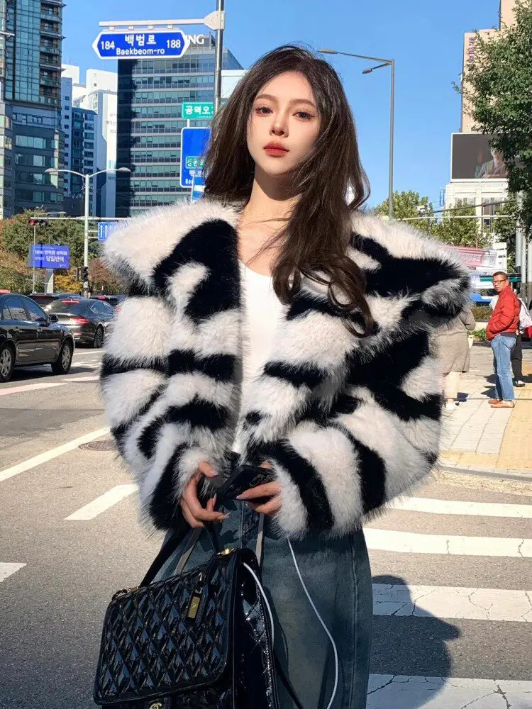 Winter New Women's Fake Fur Jacket Windproof Large Collar Zebra Pattern Jacket