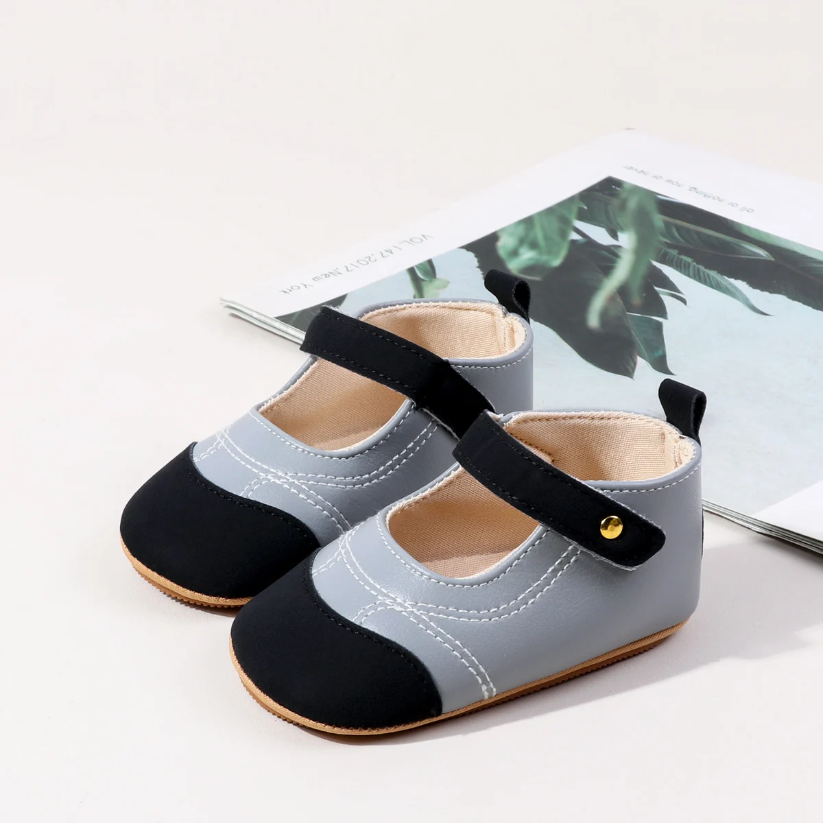 مشوا لأول مرة للفتيات الصغيرات لربيع وخريف 2025 مع تصميم كتلة ألوان ونعال TPR غير قابلة للانزلاق لـ 0-18 شهرًا BHX5186