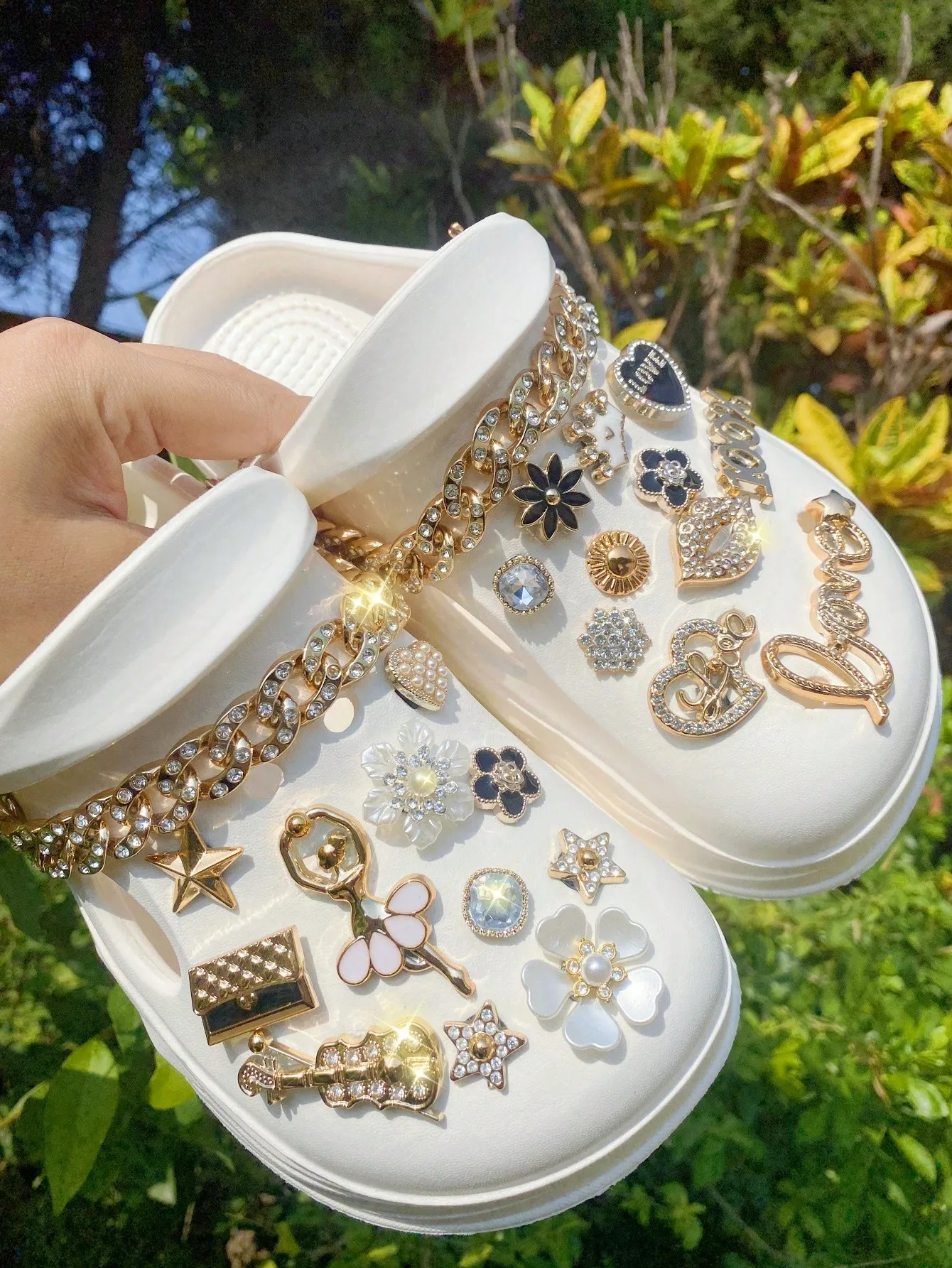 24 pcs  with detachable rhinestone chain Sparkly jewelry Flower Girl Love Embellished buckle shoe bag with accessories