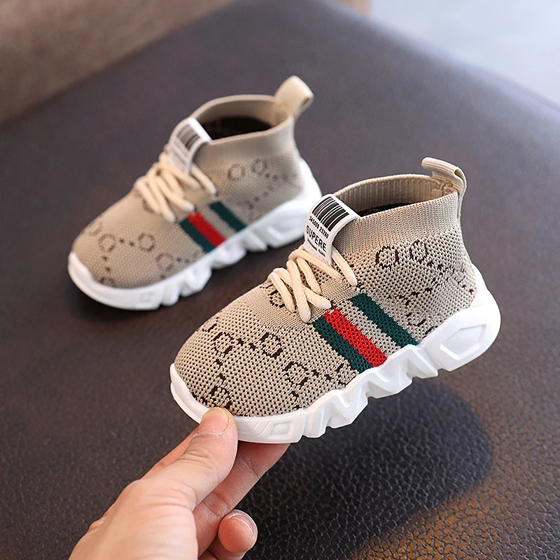 Zapatos de primeros pasos para bebé, niño y niña Zapatillas de malla informales para, zapatos antideslizantes cómodos de fondo suave, primavera 2022