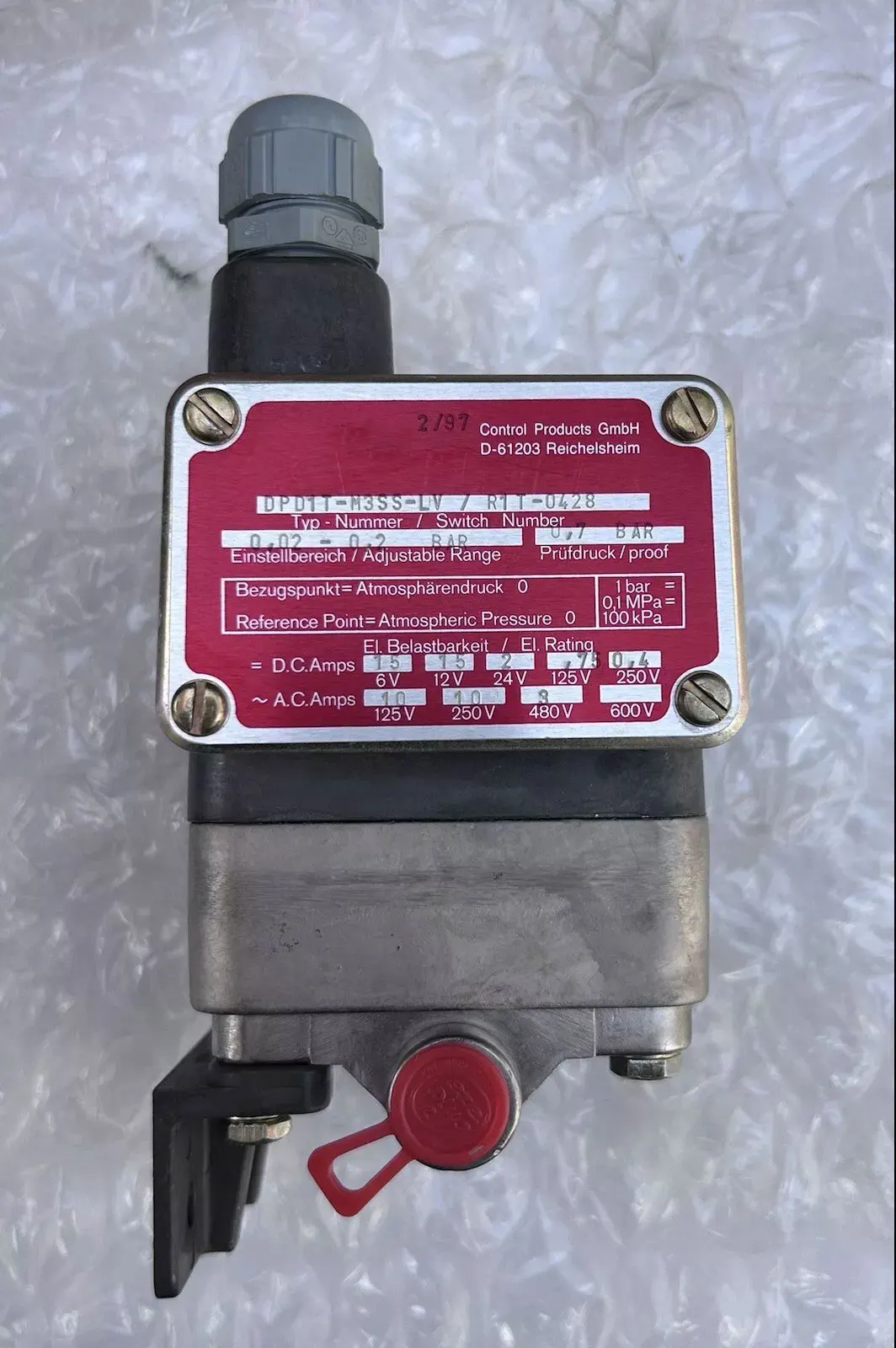 

Совершенно новый DPD1T-M3SS DPD1T-M80SS B1T-M48SS Гарантия один год