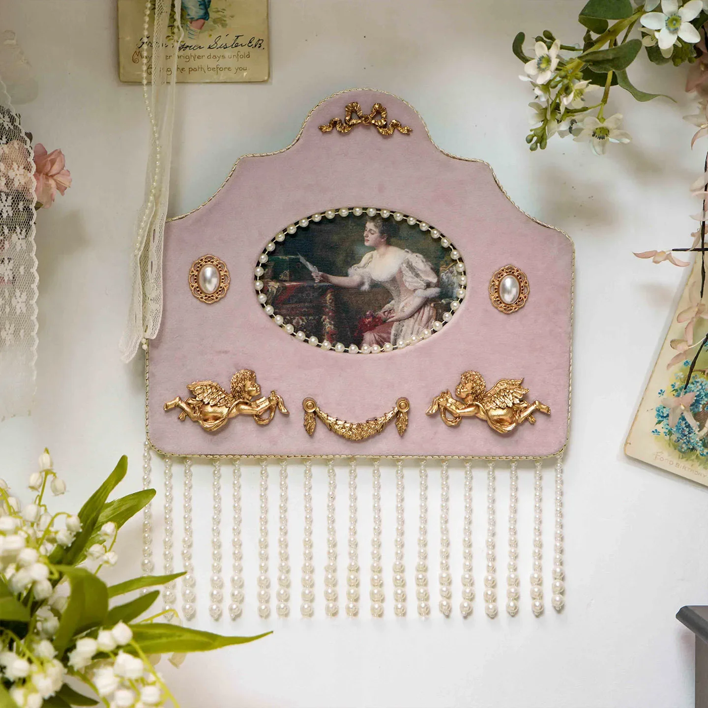 New European Luxury Style Velvet Bow Photo Frame Wall Hanging pearl Tassel Room Decoration Romantic Living Room Home Ornament