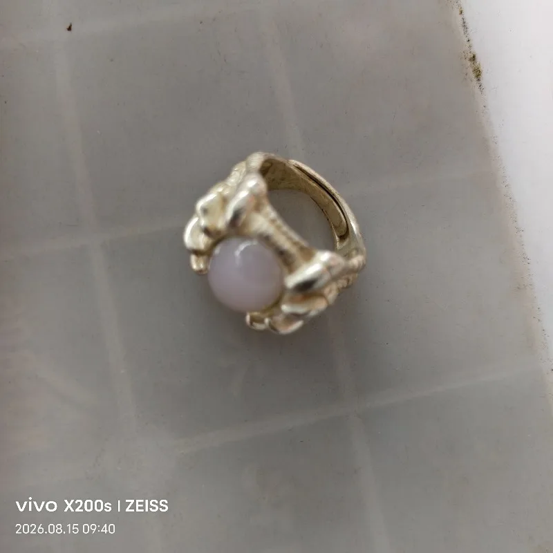 Antique Qianlong Mark Copper Eagle‑Claw Ring Inlaid White Beads Vintage Chinese Collectible Retro Finger Accessory