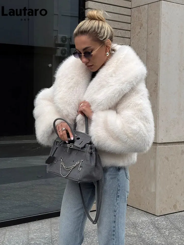 

Lautaro Winter Short Thick Warm Shaggy Soft Black Faux Fur Coat Women Shawl Collar 2026 Loose Luxury High Quality Fluffy Jacket
