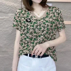 2024 New Summer Fashionable and Sweet Streetwear Versatile Short Sleeved Loose V-neck Printed Patchwork Women's T-shirt Top