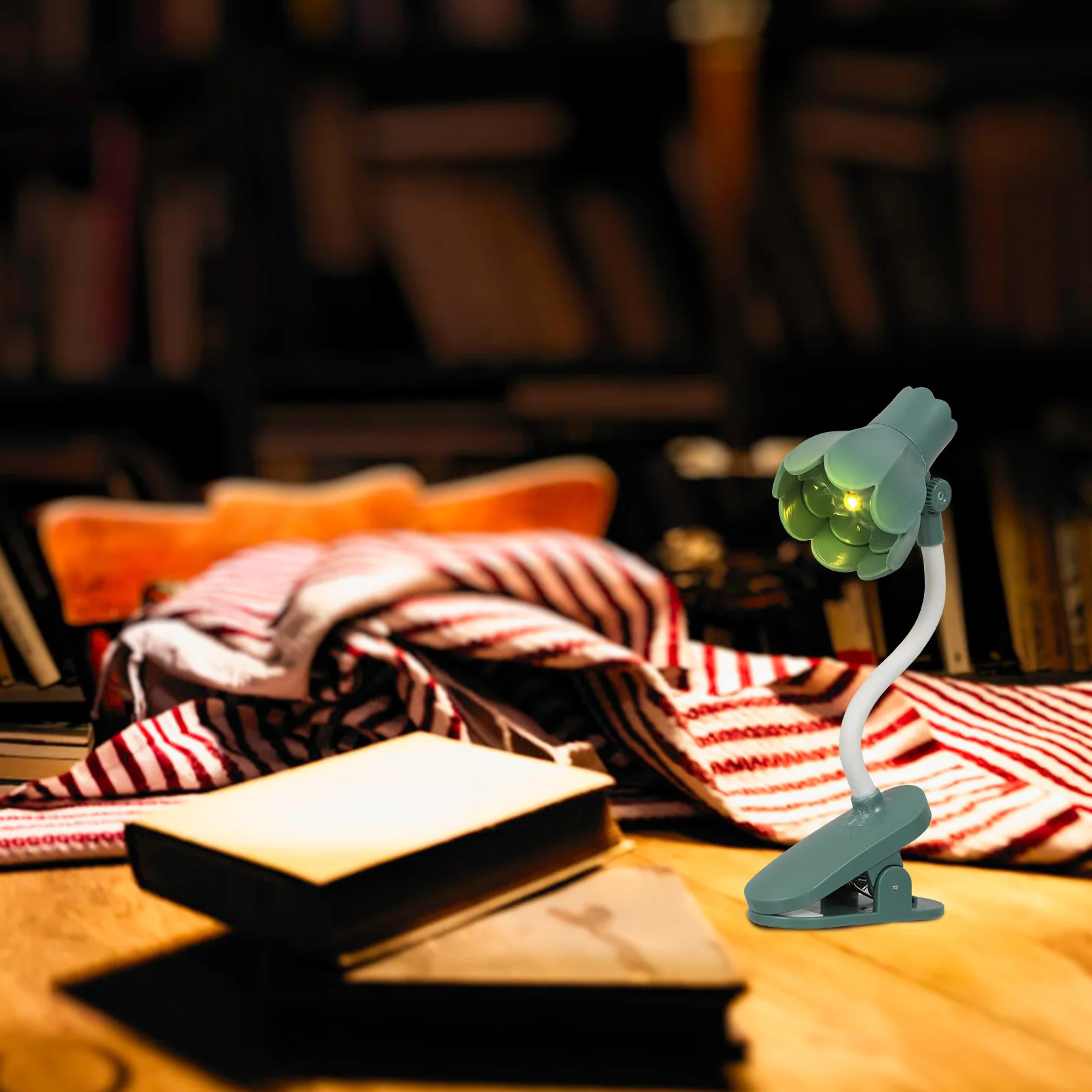 

Creative Mini Clip-On Table Light Led Reading Lamp For Bedroom Dorm Studying Light Practical Night Lamp Durable Smooth Surface