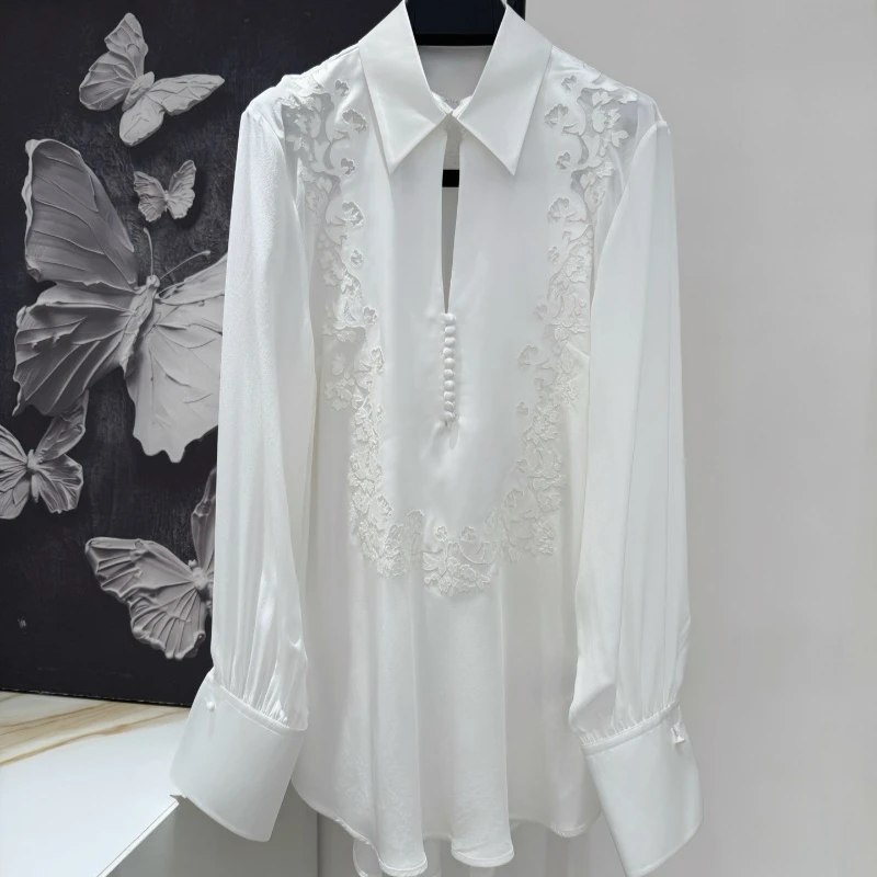 

Spring Lantern Sleeve Retro Silhouette Silk Embroidered Shirt for Women