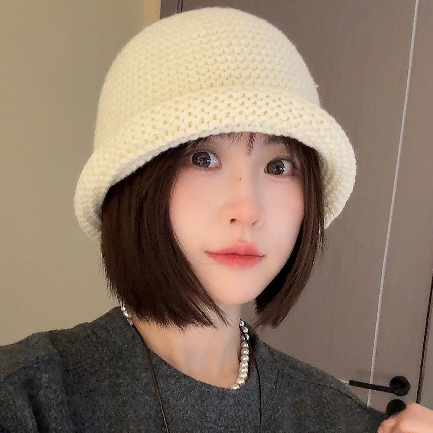 Women Wool Bucket Hat, Korean Rolled Edge Thick Yarn Basin Hat Versatile No-Makeup Knit Hat for Autumn Winter