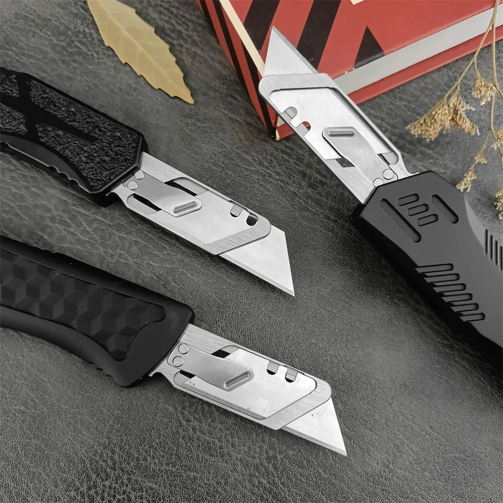 Utility Pocket Folding Knife 440C Tanto Blade Zinc Alloy Handle with A Few Replacement Blades Outdoor Tactical Hunting Tool