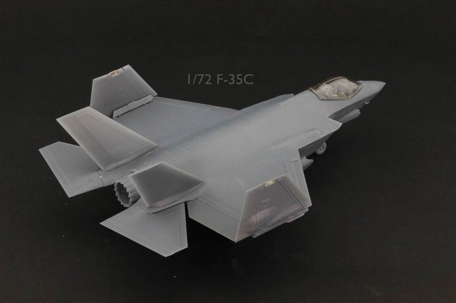 A72-010 1/72 U S Navy F-35C Lightning II Model Kit Assemble Multi-Purpose Stealth Model Fighter ModelPplane Making DIY