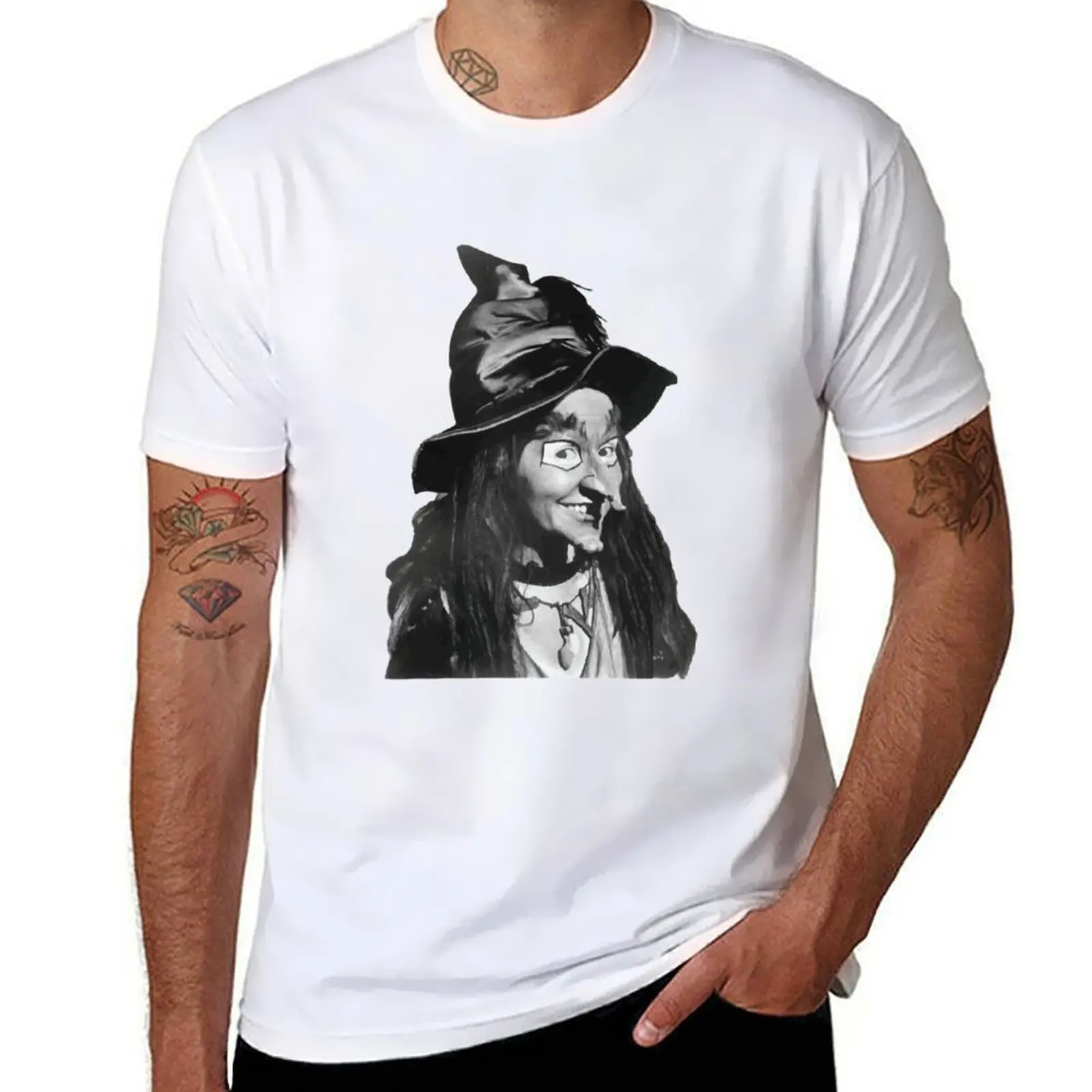 

Witchiepoo T-Shirt man t shirt graphic men t shirt cotton 100% T-Shirt