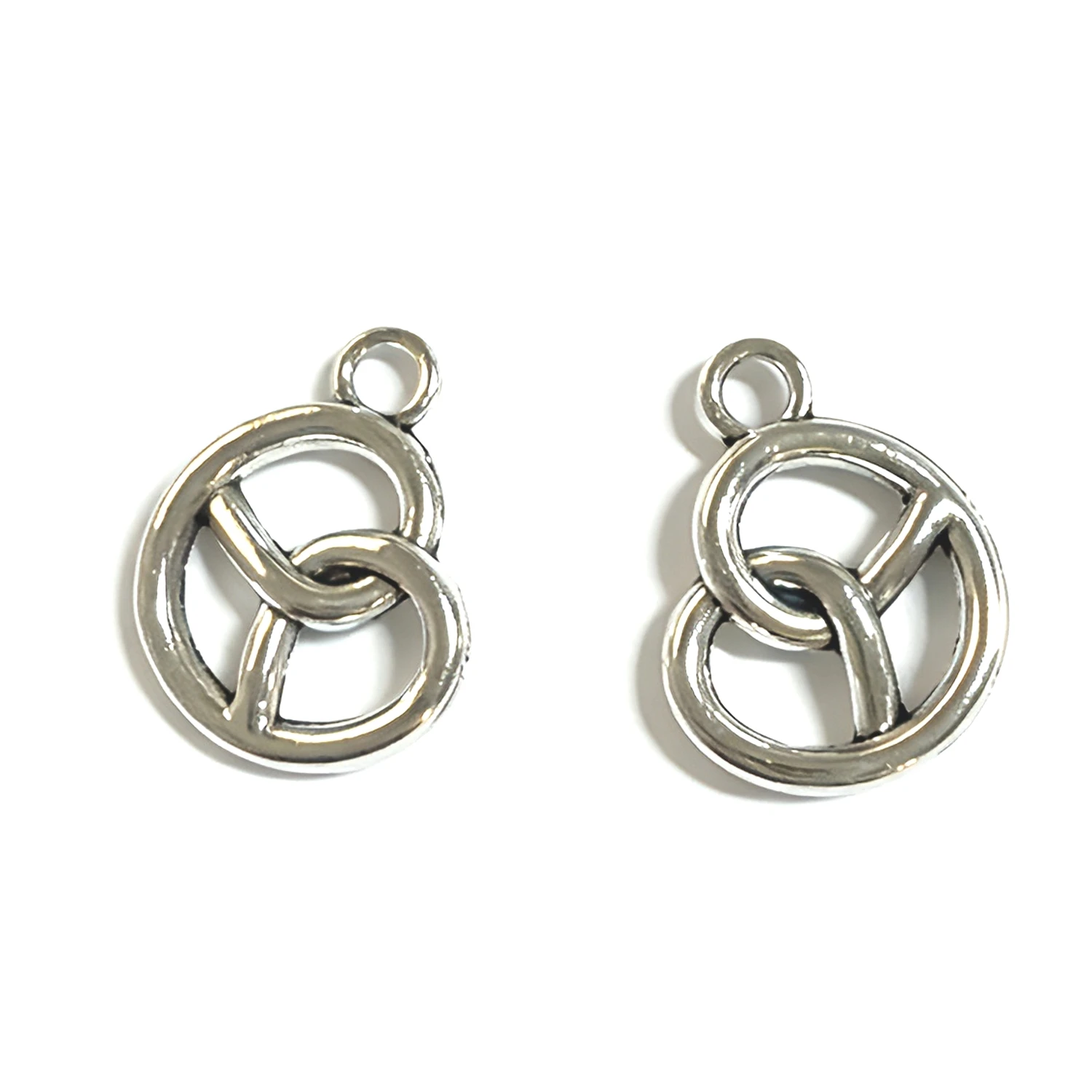 30 Stück 14 x 13 mm Loch: 2,3 mm Pretzel-Design-Anhänger H0010 – Detail 3