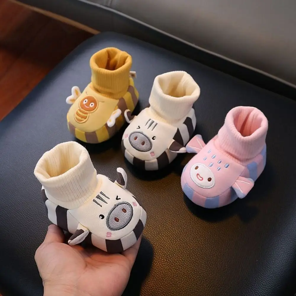 

Soft Rubber Sole Baby Walker Shoes Non-Slip Cartoon Design Infant Shoes Wear-resistant Breathable Child Floor Sneaker