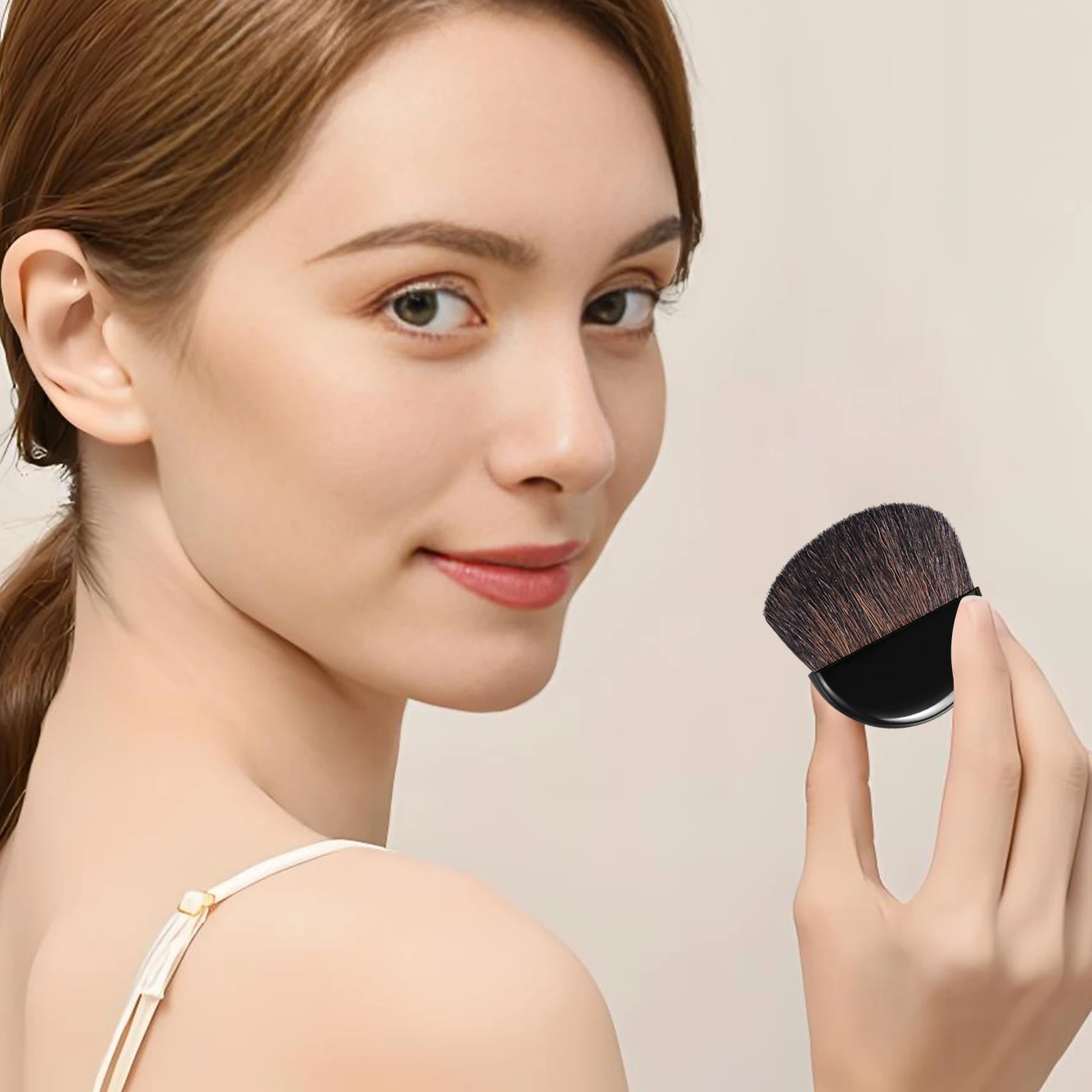 فرشاة أحمر الخدود، فرشاة بودرة ناعمة صغيرة للسفر، أداة محمولة لمكياج الوجه، بودرة سائبة