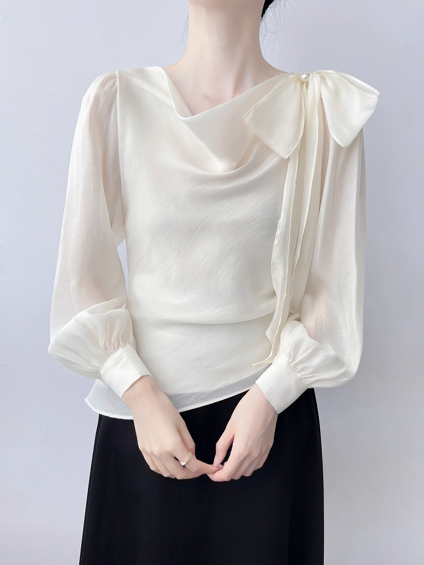 

Шикарная женская рубашка в корейском стиле с завязками, асимметричным подолом, рукавами-фонариками во французском стиле, из полиэстера