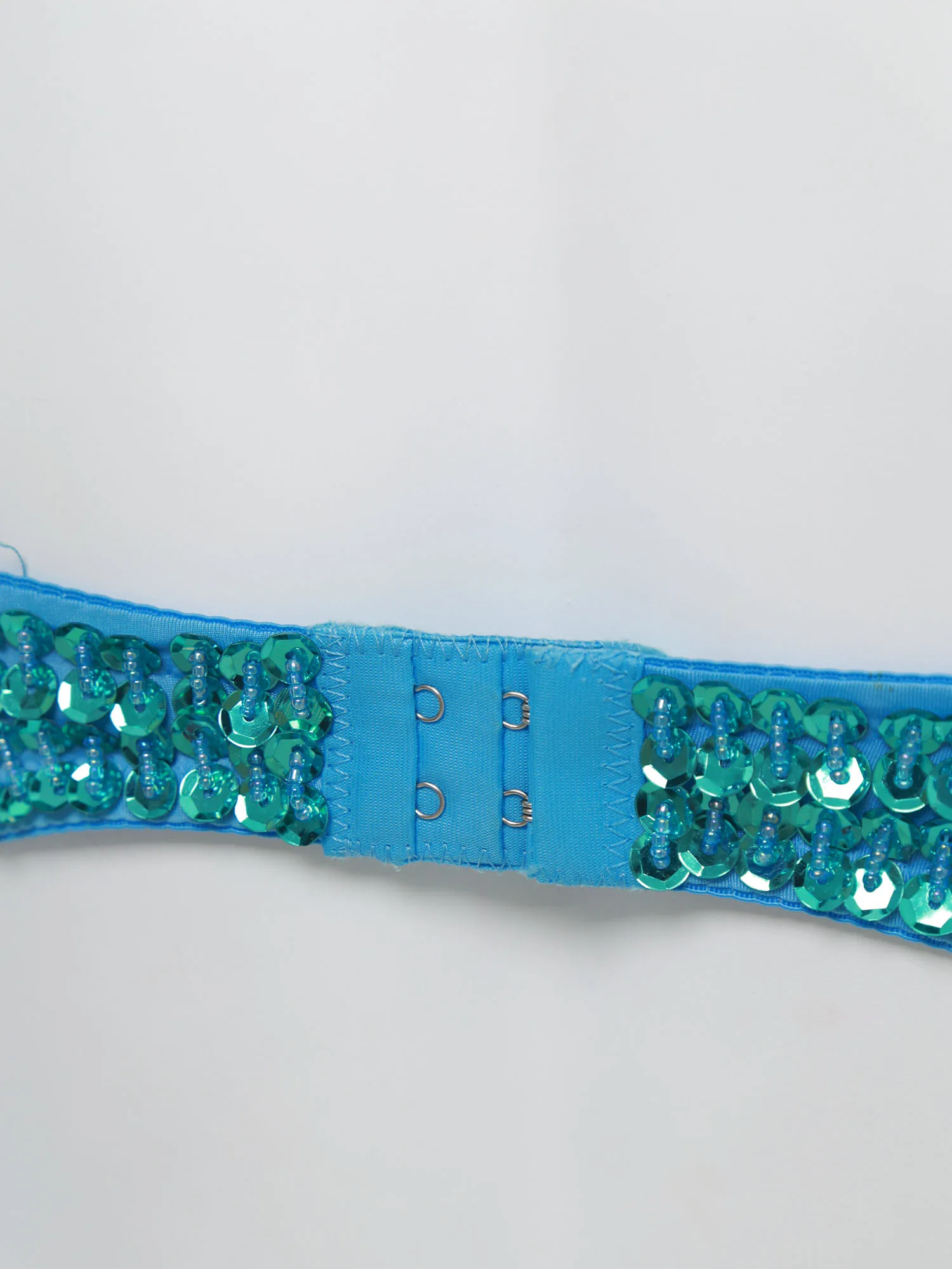 Vrouwen Buikdans Beha Salsa Rumba Dansvoorstelling Kostuum Glanzende Pailletten Plastic Kralen Fringe Beugelbeha Push Up Balconette