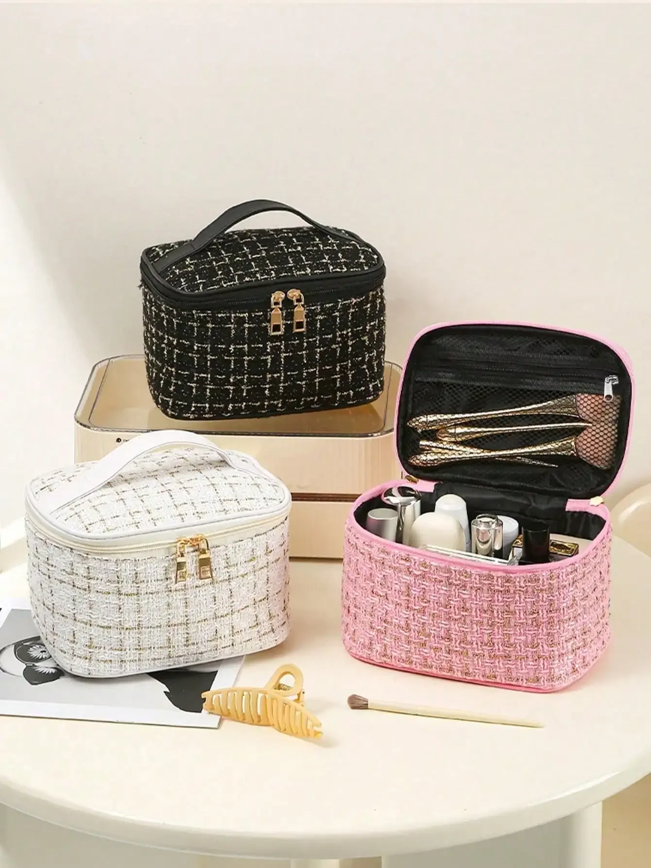 

Portable Toiletry Bag, Travel Makeup Bag, Multi-Functional Cosmetic Storage Box, Toiletry Organizer Bag, Travel Cosmetics And Jewelry Pouch, Lightweight Zipper Handheld Makeup Bag, Suitable For Women Outdoor Travel