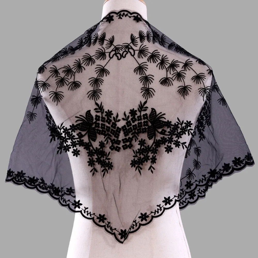 Vintage Lace Triangle Head Scarf Embroidered Design Triangle Shape Bridal Wedding Headpiece Waist Cover Up Multi Use