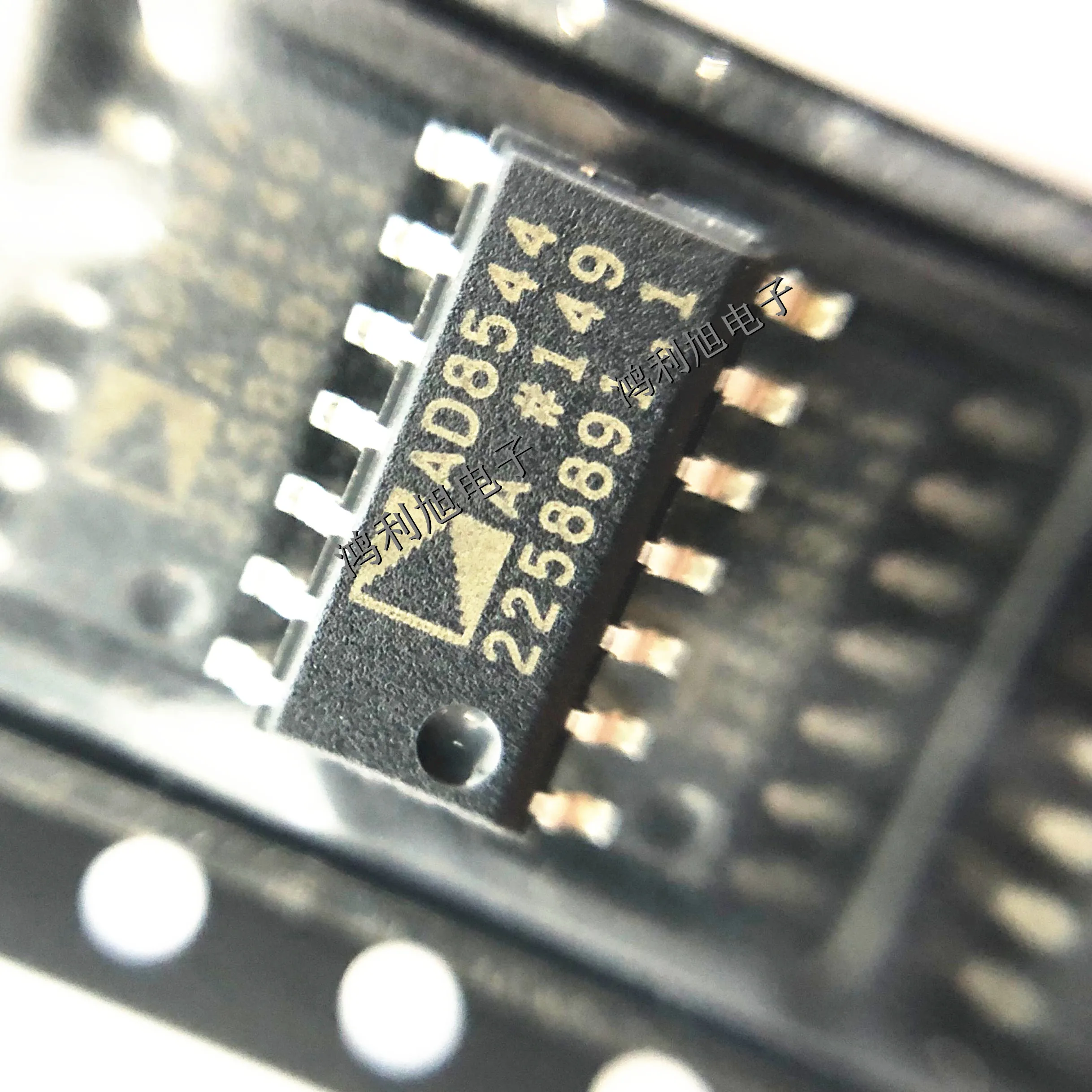 AD8544ARZ AD8544A Op Amp façades GP R-R I/O 5.5V Médical 14 Broches SOIC N Tube 5 PCS/Lot