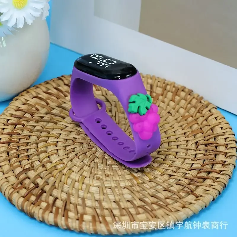 Summer Ice Cream Children's Doll LED Electronic Watch Cute Ice Cream Student Fun Simple Watch
