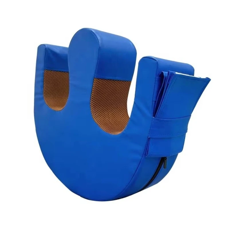 

Elderly patients bedridden with roll-up mats to help prevent pressure sores, side-lying yoga mats, bedsores pillows