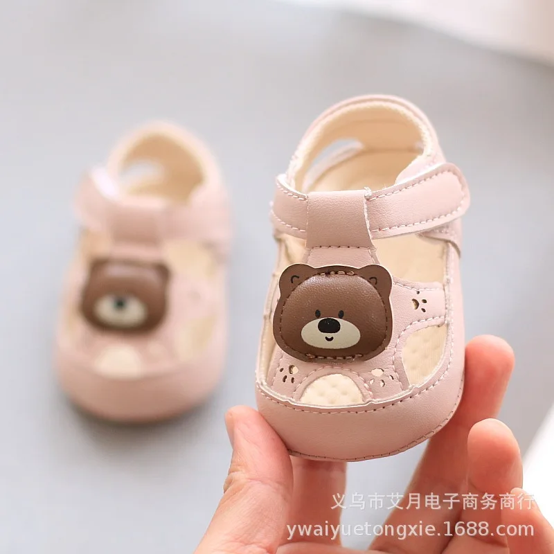

New Children Little Bear Hole Shoes Boys Girls Soft Sole Non-Slip Closed-Toe Sandals Beach Shoes Velcro Summer Walking Shoes
