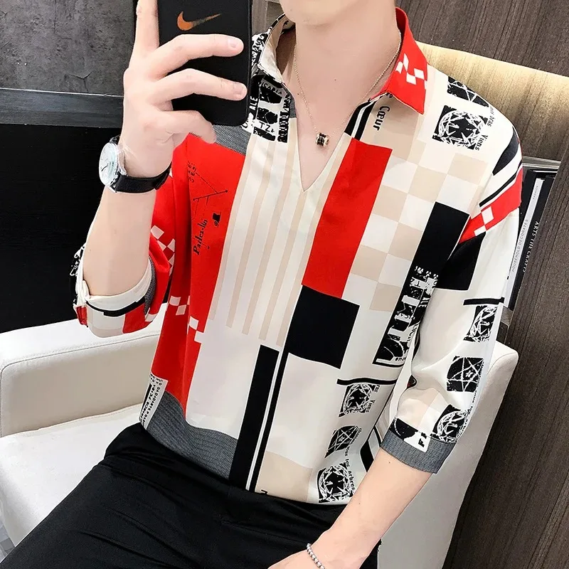 

England Style Fashion V-neck Loose Print Shirt Men Men's Casual Luxury Summer Three Quarter Sleeve Social Designer Clothes