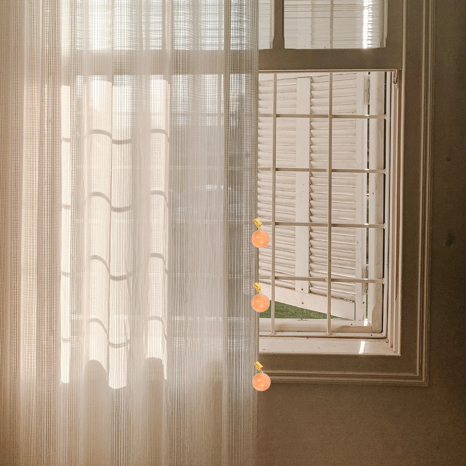 

4pcs Curtain Pendant Heavy Duty Metal Tablecloth Weights Outdoor Windproof Holder Clips Table Runners Shower