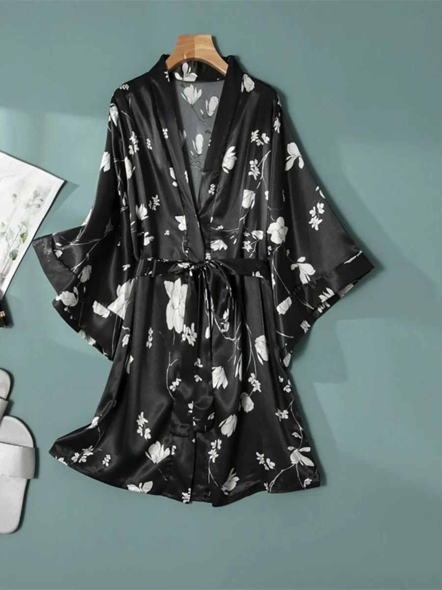 A women\'s fashionable and comfortable black printed ice silk simulation silk robe loungewear versatile daily