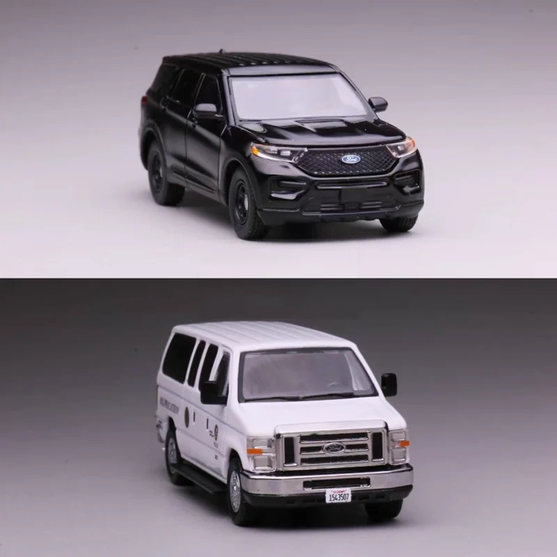 596 دييكاست 1:64 مقياس اكسبلورر SUV و E350 فان سبيكة محاكاة نموذج سيارة عرض ثابت المقتنيات الصبي هدية لعبة الديكور #1