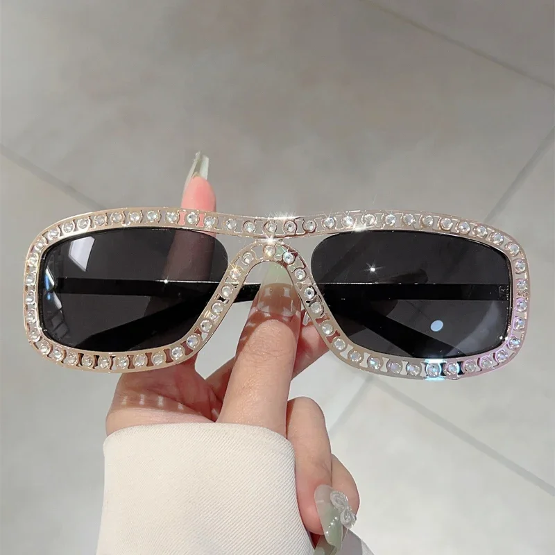 KAMMPT Stylish Sunglasses with Rhinestones Lady Fashion Gradient Outdoor Sun Glasses Trendy Luxury Brand Punk Design Rave Shades