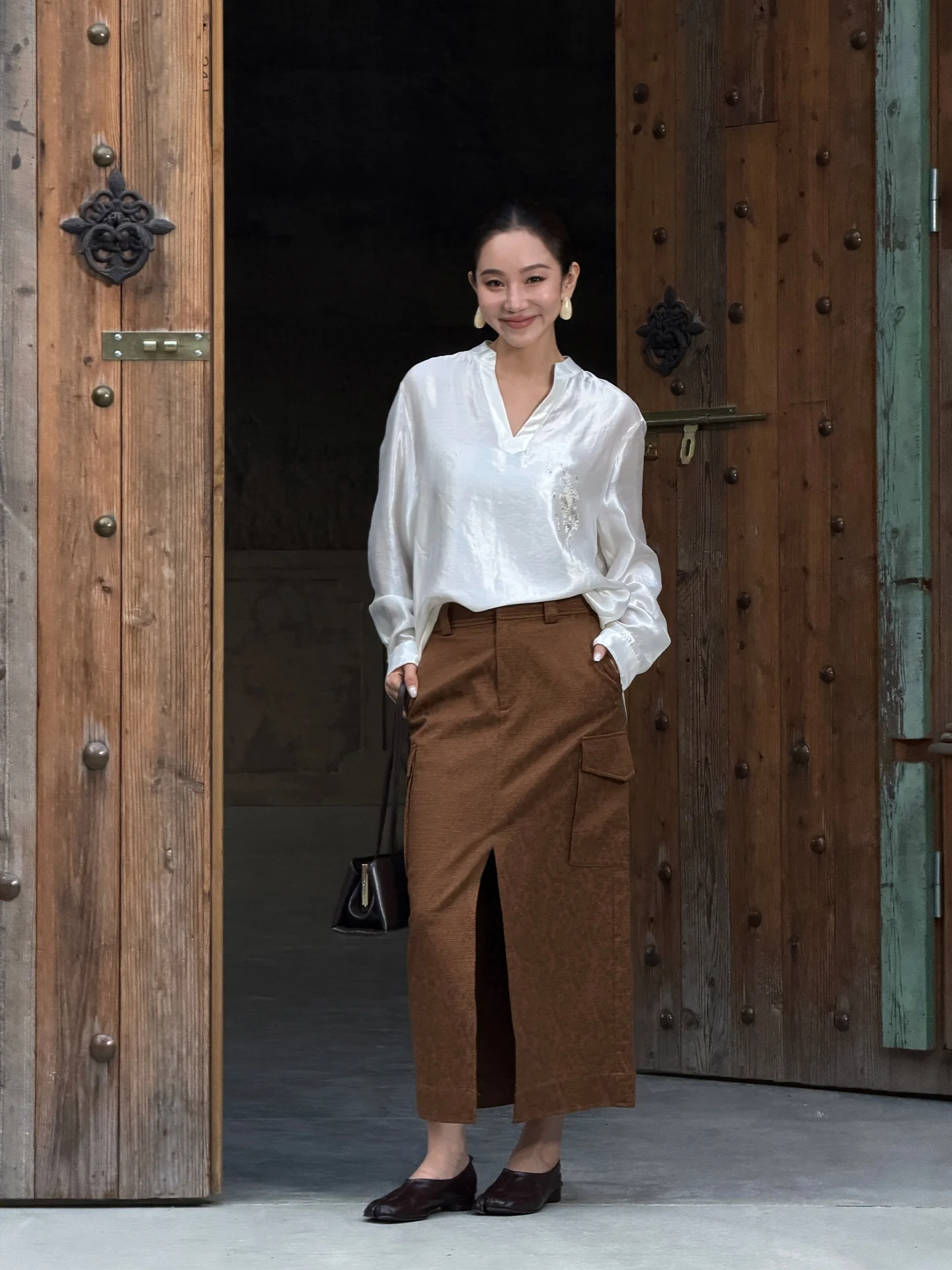 

Юбка-труба Lihui'er с вышивкой в стиле мат-к, женская, весенняя, с высокой талией, из полиуретанового эластичного волокна