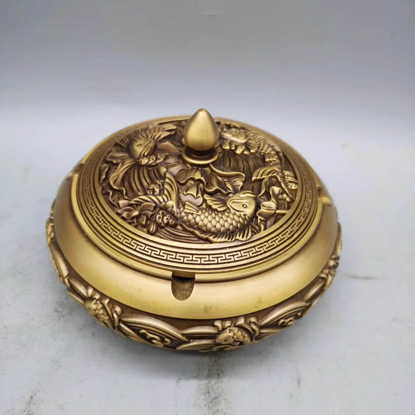 Vintage Brass Annual Fish Lotus Ashtray Home Decoration Ornament