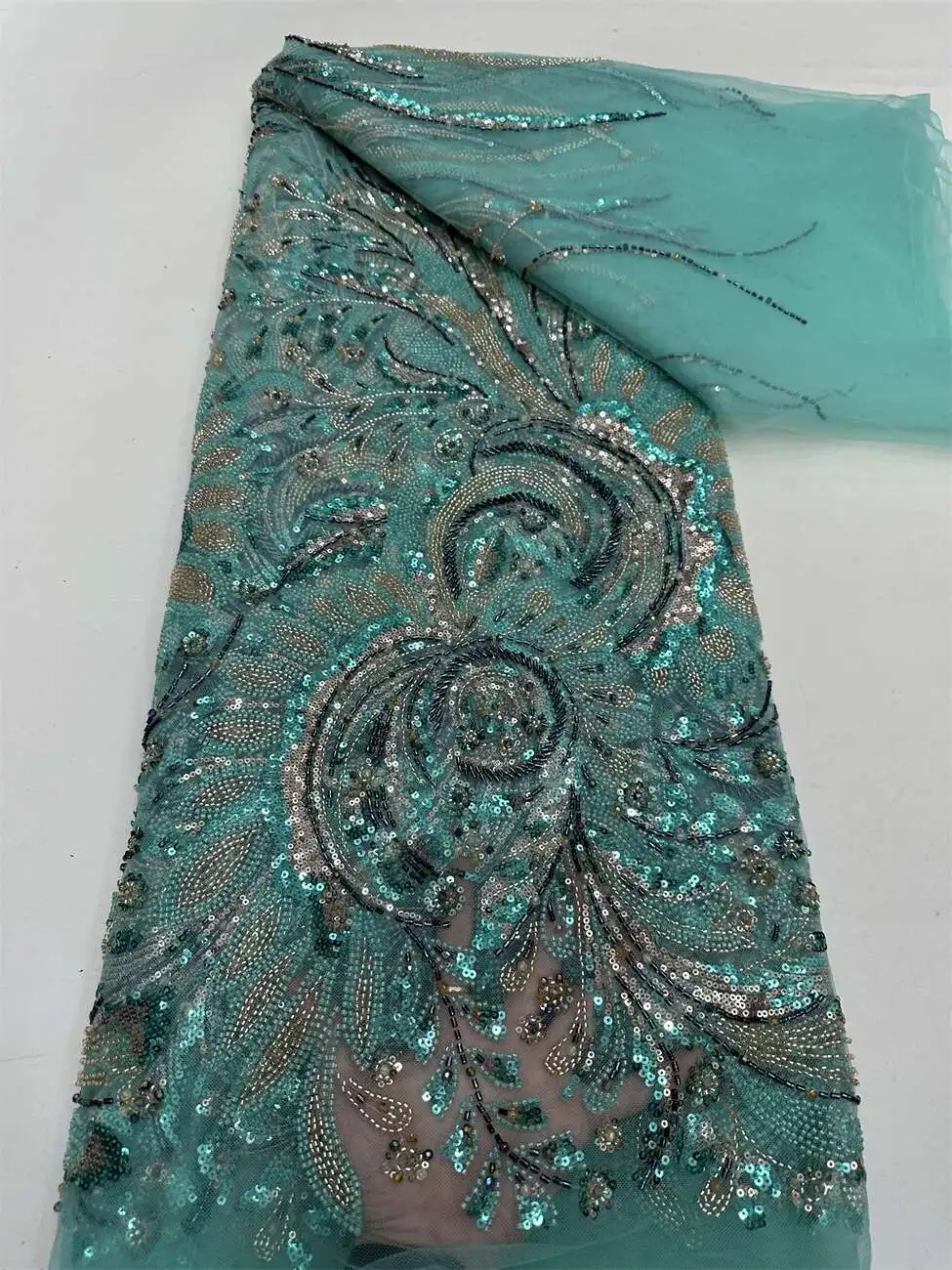 

Nigerian Luxury Beaded Tulle Embroidery Lace Fabric, French Heavy Handmade Sequins, Net Lace Fabric for Bridal Dress, Fashion