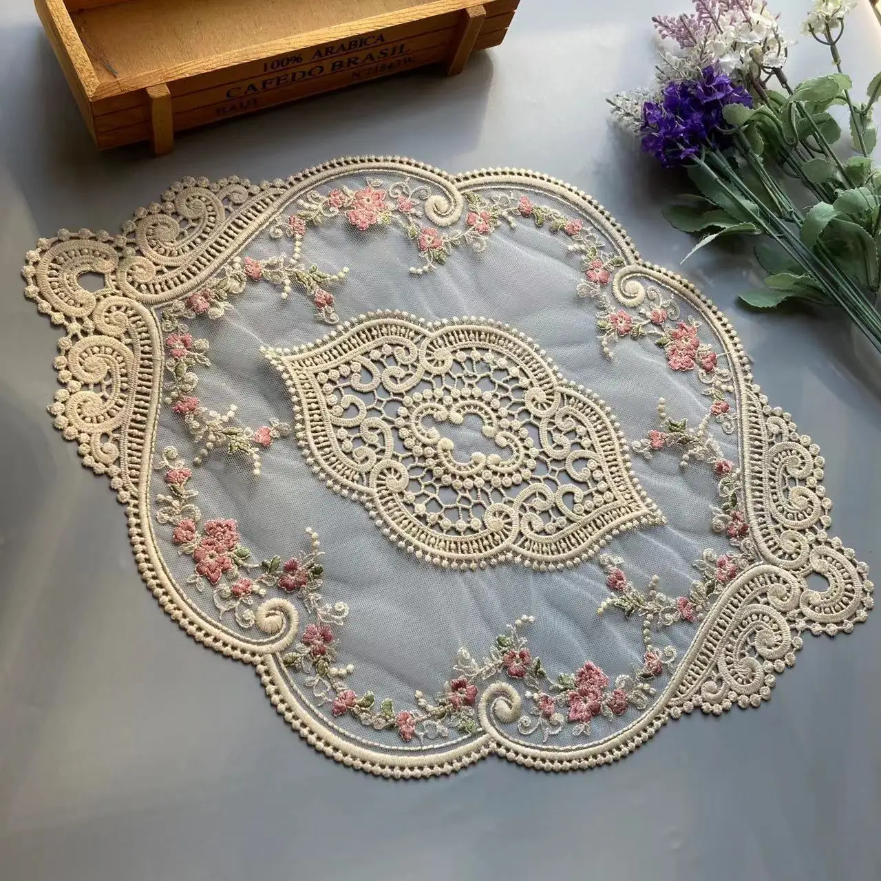 32*45 cm Camel Flower Lace Applique Trim for Sofa Curtain Towel Bed Cover Trimmings Home Textiles Applique Cloth Polyester Mesh