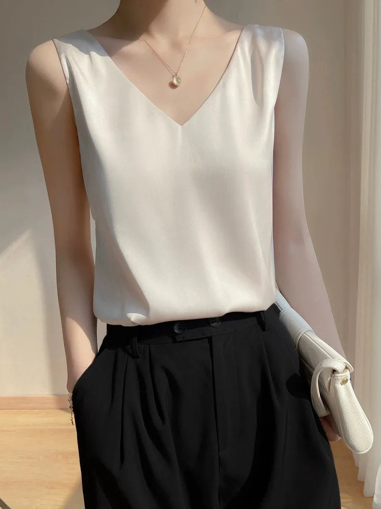 シルク V ネック タンクトップ レディース Svel 夏新作 シルク ストラップ ベース サテン表面 フロントとバデザイン カジュアル スレ