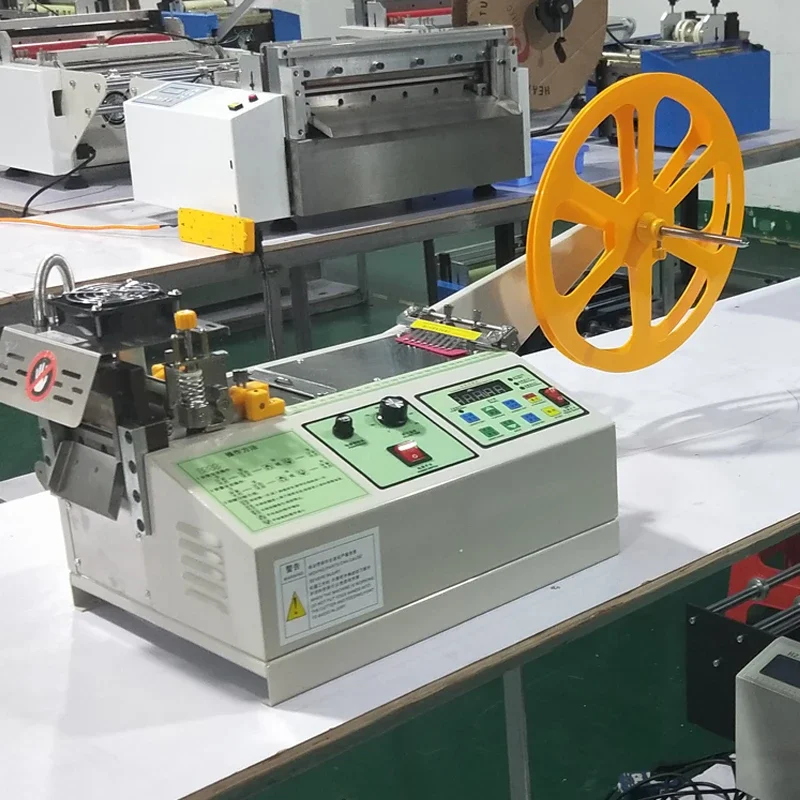 Computer Fully Automatic Zipper Cutting Machine Magic Fit Belt Cutting Machine Elastic Belt Cutting Machine