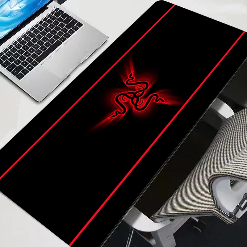 Alas Mouse Razer Anime Gaming Mats Aksesoris PC Mousepad Keyboard Besar HD Alas Mouse Ekstensi Anti-selip Alas Meja Pola Alas Tablet