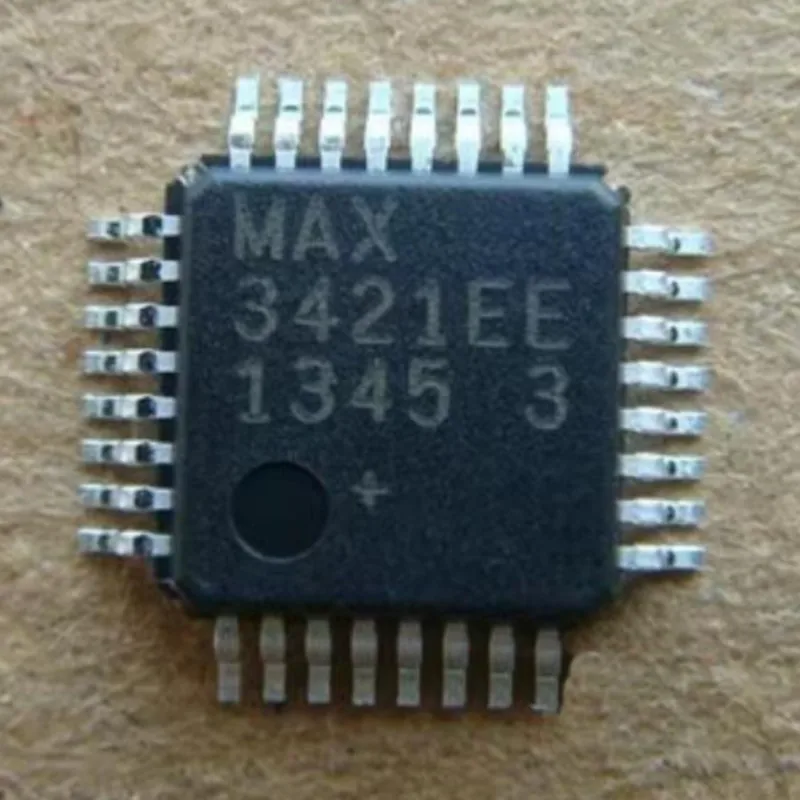 

MAX 3421EE MAX3421 MAX3421EEHJ TQFP32 (Product quantity: 30 pieces)