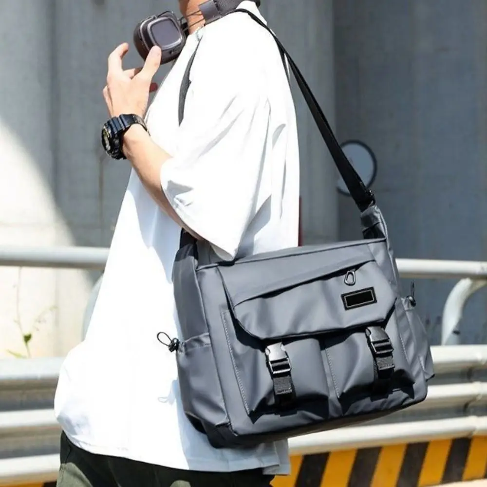 

Large Capacity Men Crossbody Bag Japanese Style Square Nylon Postman Bag Harajuku Lightweight Single Shoulder Bag Streetwear