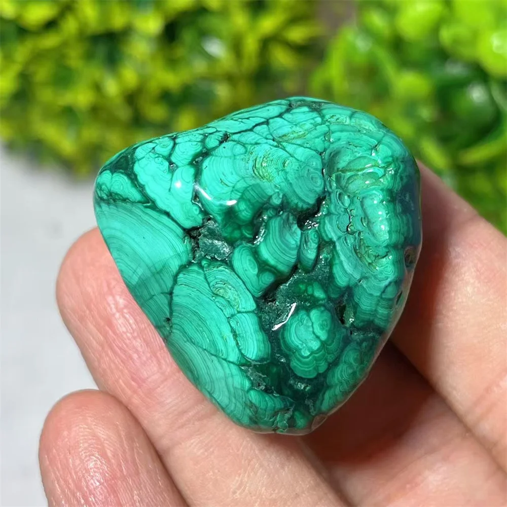 Malachite Palm Stone Quartz Crystal Natural Gemstone Spiritual Specimen Meditation Reiki Healing Minerals Home Decoration