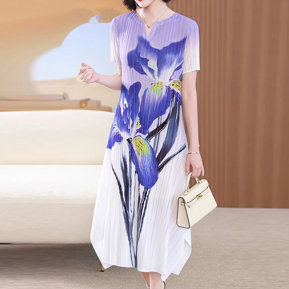 

2025 summer new foreign style dress female mother dress summer large size to cover the stomach