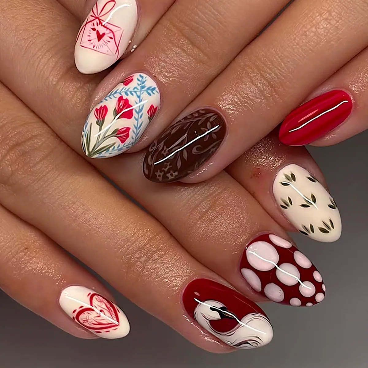 

24pcs Smudge Red Nails Sets Press on Polka Dot Design Almond Nails Tips Flower Pattern Short Oval False Nail Reusable Fake Nail